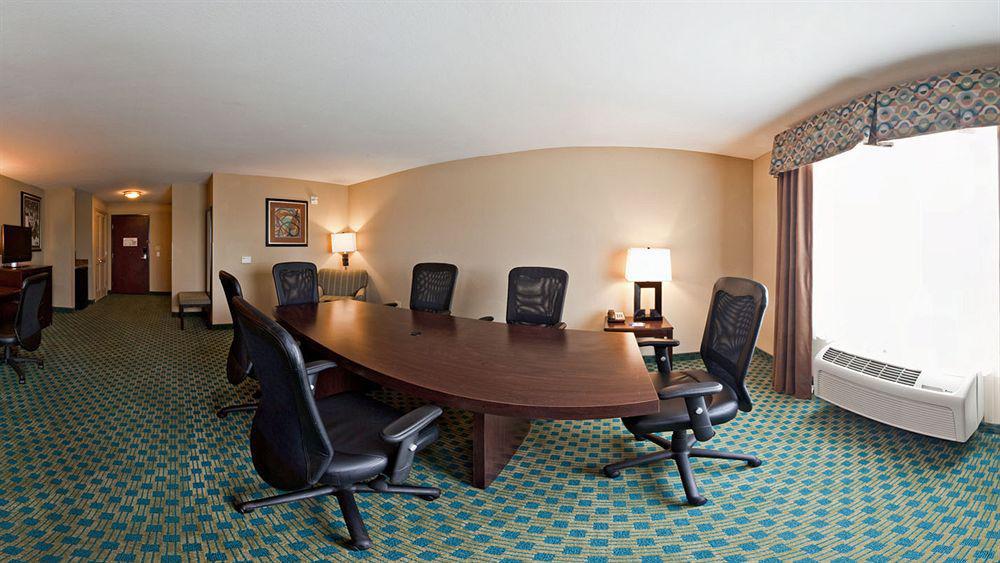 Hotel Doubletree By Hilton Worth Fossil Creek 4*